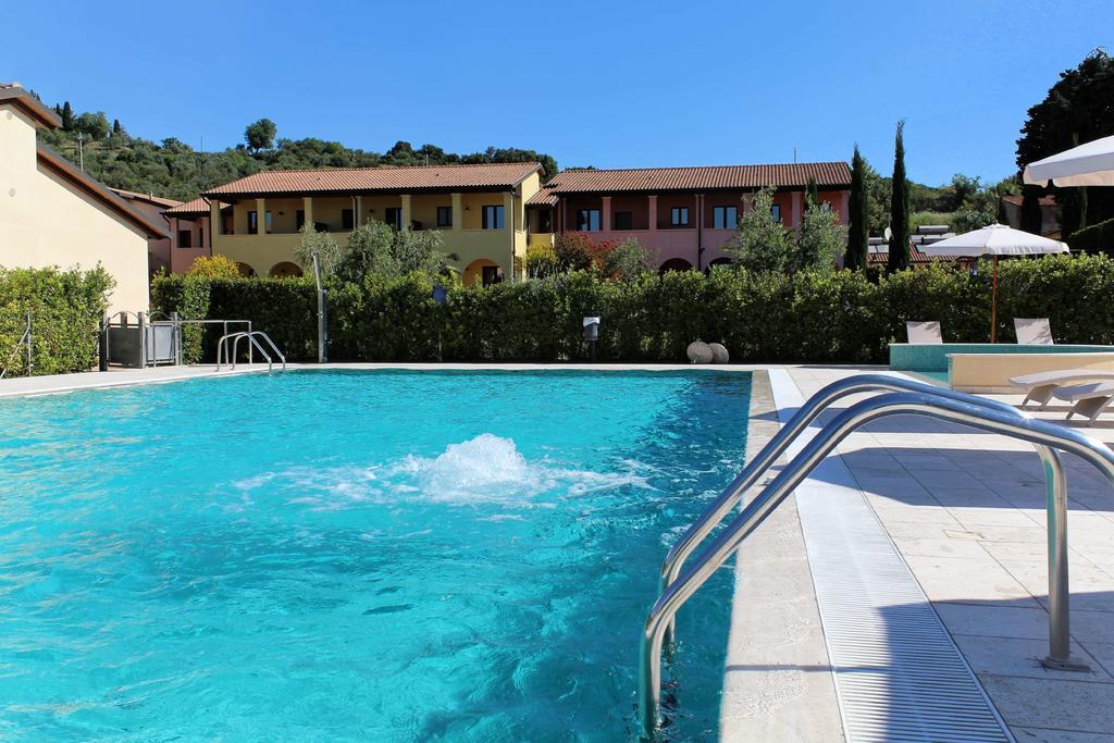 Le Corti Del Sole Residence Venturina Terme Extérieur photo