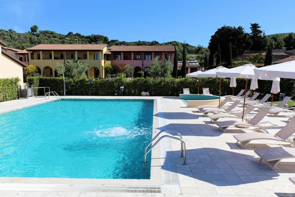 Le Corti Del Sole Residence Venturina Terme Extérieur photo