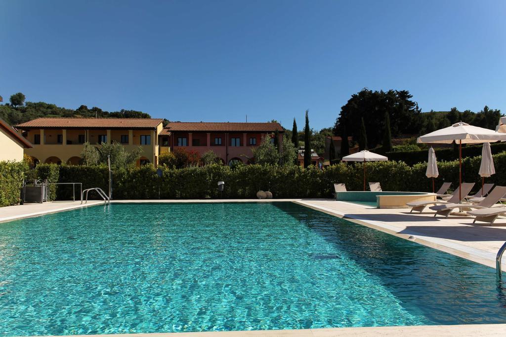Le Corti Del Sole Residence Venturina Terme Extérieur photo