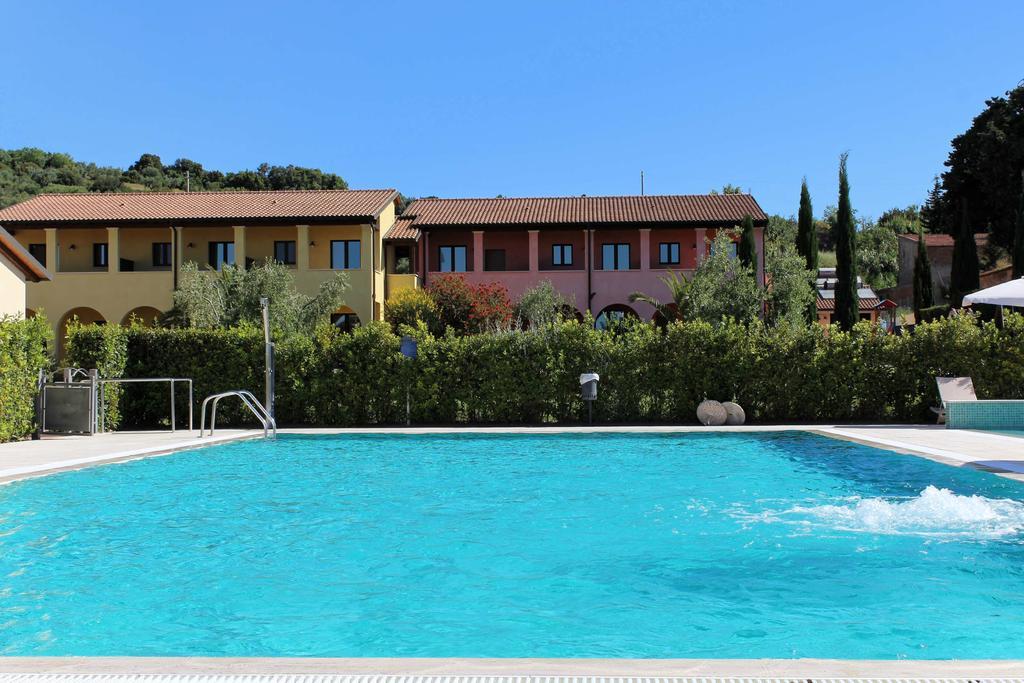 Le Corti Del Sole Residence Venturina Terme Extérieur photo