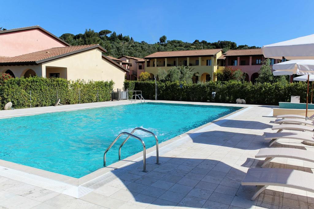 Le Corti Del Sole Residence Venturina Terme Extérieur photo