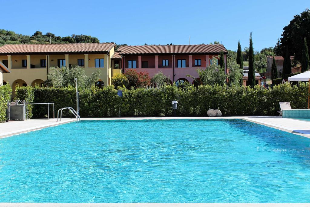 Le Corti Del Sole Residence Venturina Terme Extérieur photo
