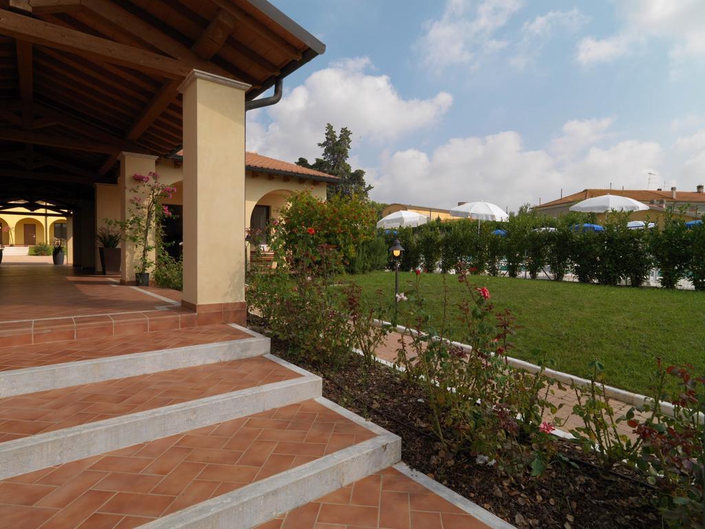Le Corti Del Sole Residence Venturina Terme Extérieur photo